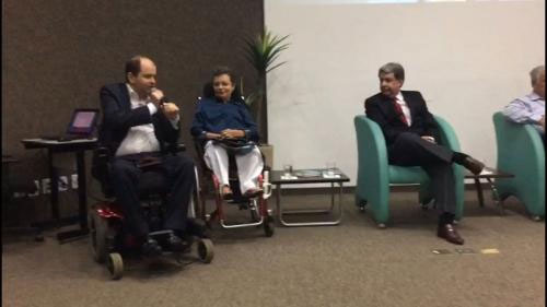 Presidente da CDPcD participa de workshop sobre modelo de calçadas acessíveis
