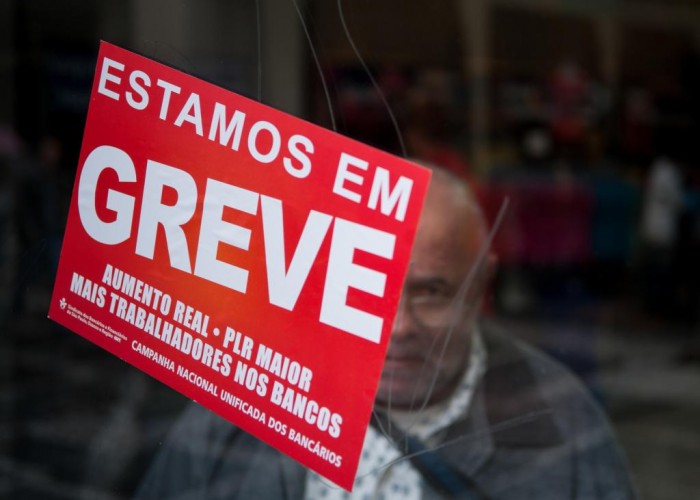 Greve dos bancários: oficiais de justiça irão verificar in loco cumprimento de atendimento a advogados