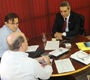 Presidente recebe comitiva para discutir situação do HDT