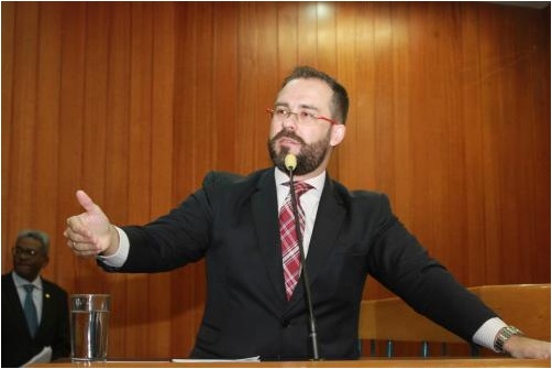 Câmara de Goiânia realiza sessão especial em homenagem ao Dia do Advogado
