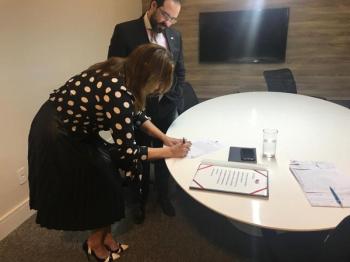 Conselheira seccional Márcia Póvoa toma posse como Procuradora Regional de Prerrogativas