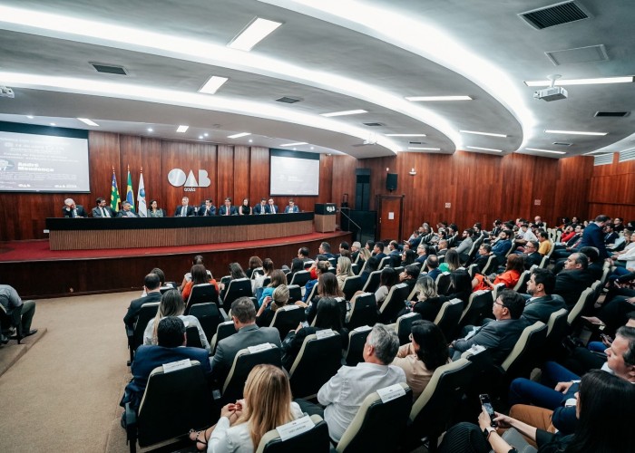 Na sede da OAB-GO, ministro do STF André Mendonça afirma que advocacia do século 21 deve estar preparada para construir consensos