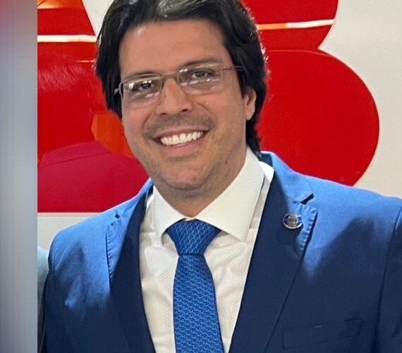 Mês da advocacia: conheça o trabalho do conselheiro seccional Adriano Naves Teixeira