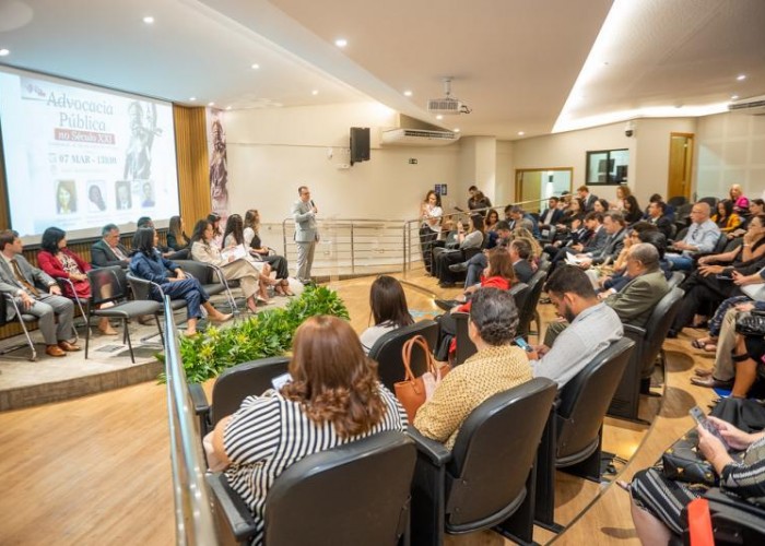 ESA-GO CELEBRA O DIA NACIONAL DA ADVOCACIA PÚBLICA COM SEMINÁRIO E HOMENAGENS AOS DEFENSORES DA JUSTIÇA