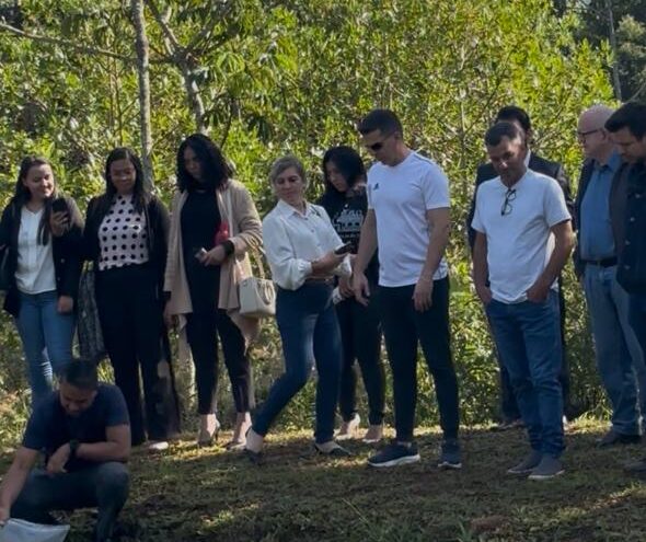 Subseção de Rio Verde realiza soltura de peixes em espaço destinado à pesca recreativa para a advocacia