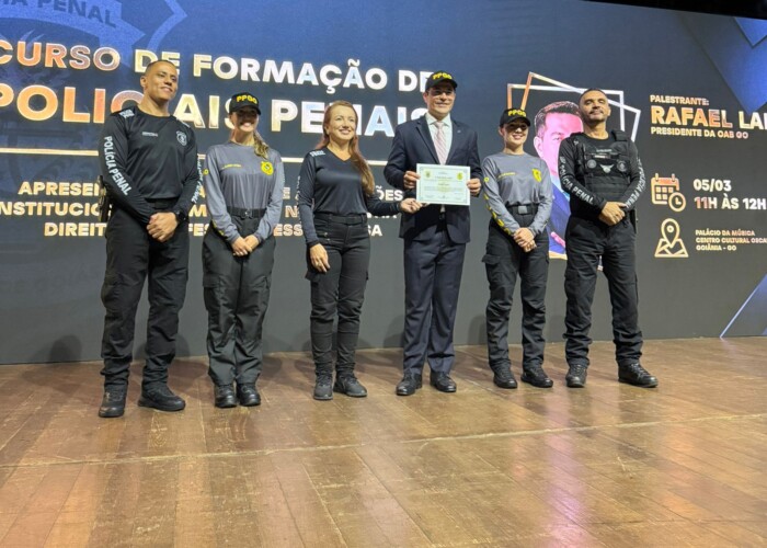 Rafael Lara ministra palestra sobre prerrogativas da advocacia para novos policiais penais em Goiânia