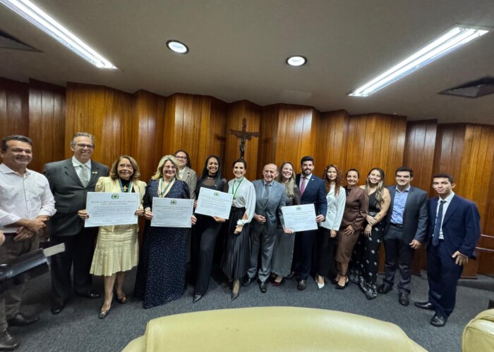 Histórico: comissões da OAB-GO recebem a Medalha Social Zilda Arns pela primeira vez na Câmara de Goiânia