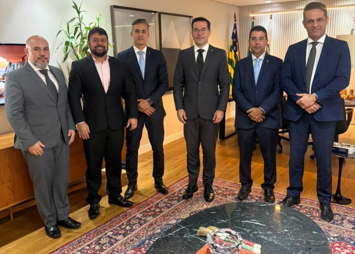 OAB-GO celebra com a Caixa acordo inédito que permite pagar depósitos judiciais com cartão de crédito