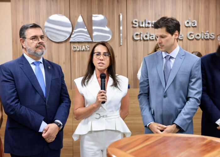 Talita Hayasaki conduz OAB-GO em reencontro com a história durante transferência simbólica da capital