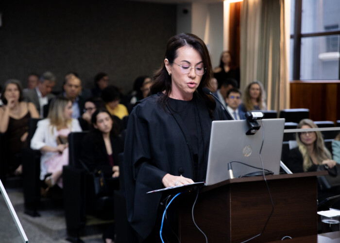 Em posse no TRE-GO, Talita Hayasaki defende autonomia do colegiado e destaca representatividade feminina